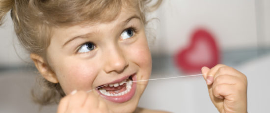 parent_four-01 flossing kids teeth